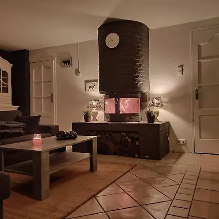 Thuis In Deze Charmante Loft Lägenhet *
