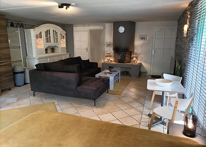 Thuis In Deze Charmante Loft Апартаменты *